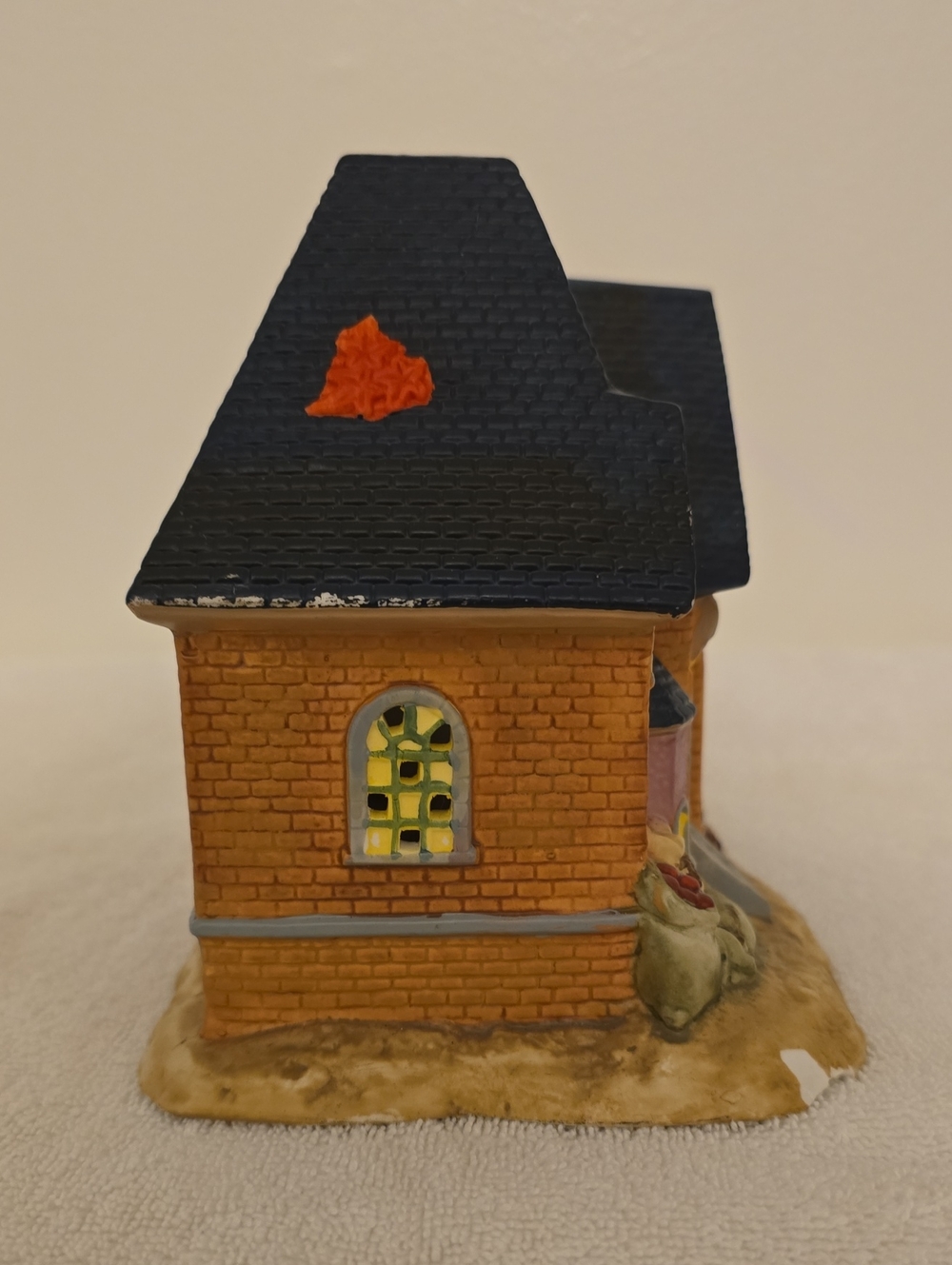 Vintage Fall Harvest Village House - Picture 9 of 17